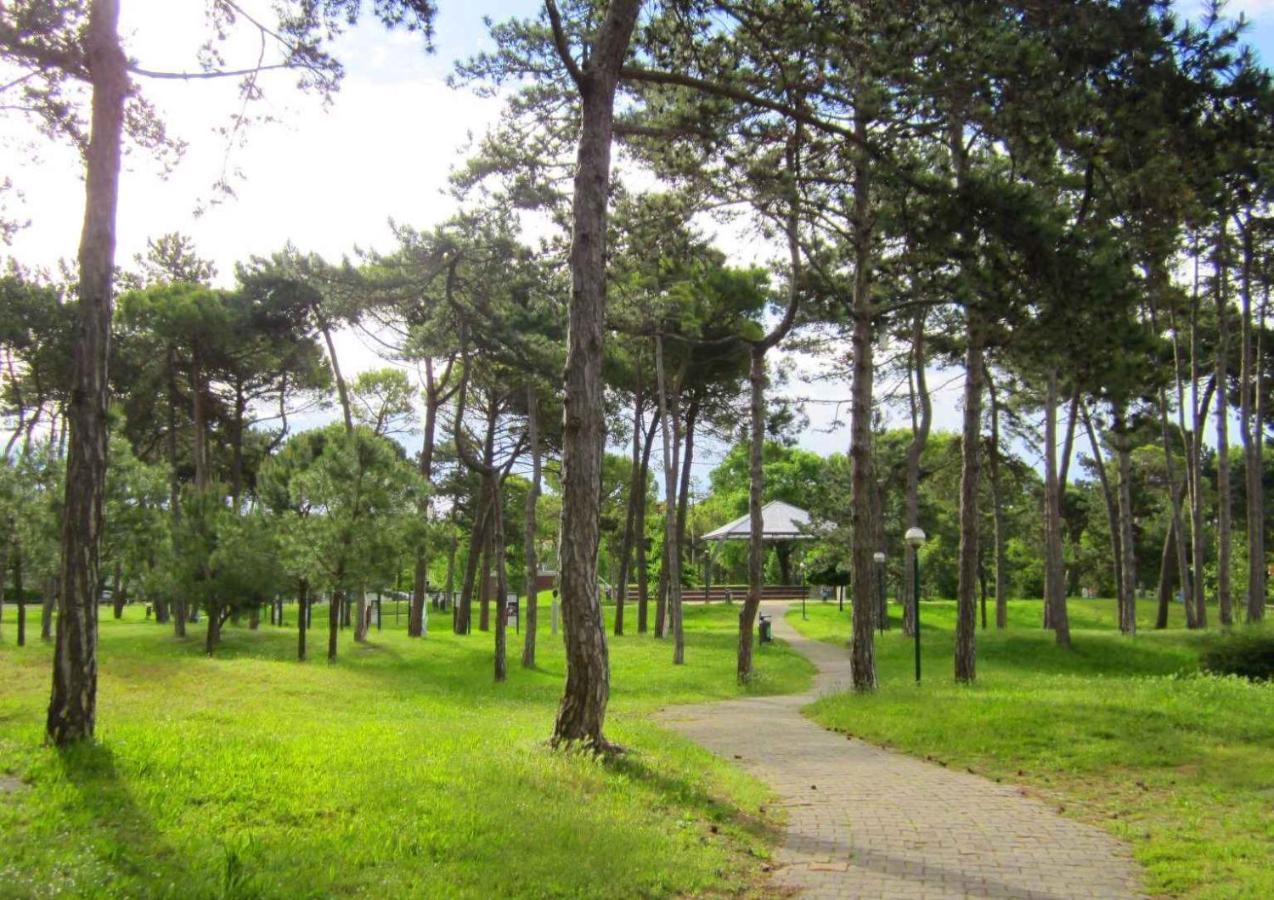 Apartment In Lignano Sabbiadoro 21778 外观 照片